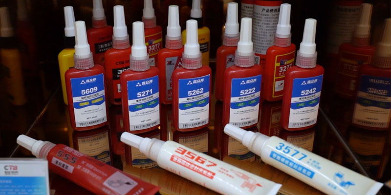 螺紋膠為何涂膠不固化、擰緊才固化？